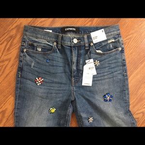 NWT Express Girlfriend High Rise Embellished jeans
